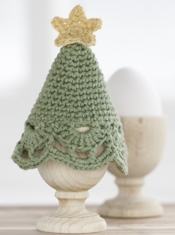 DROPS Christmas Tree Egg warmer